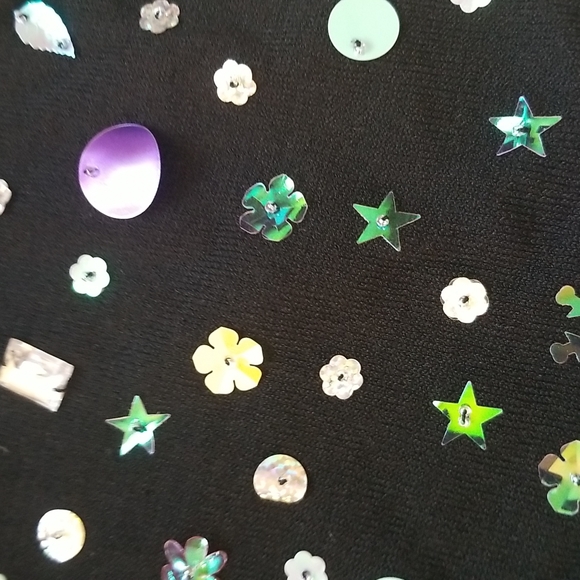 Pink poodle dazzling top.  Size M - Picture 4 of 4